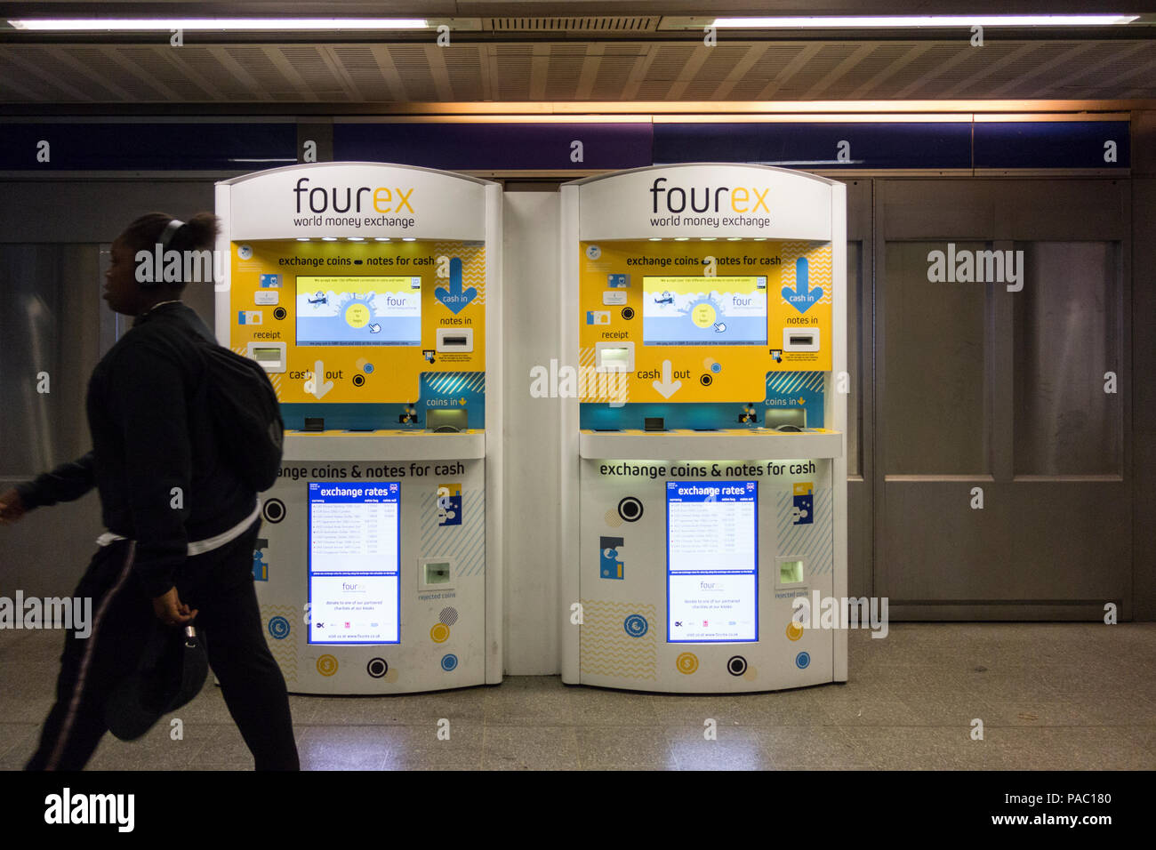 Fourex Atm Currency Machine At King S Cross Station London Uk - 